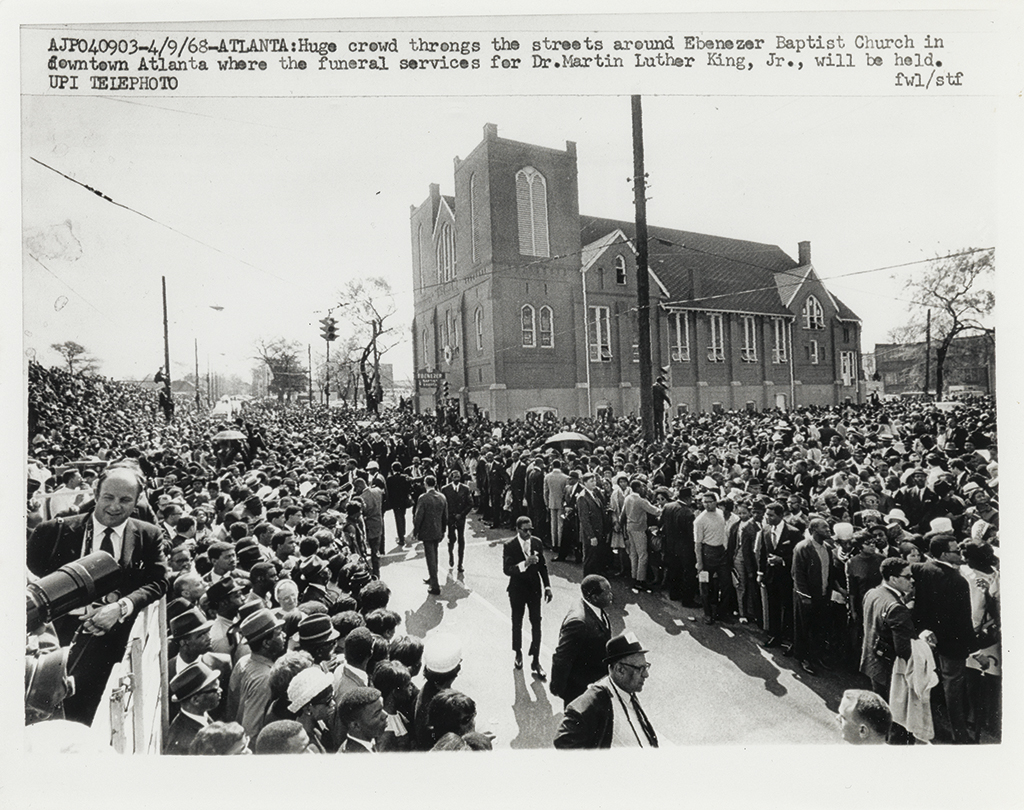(KING, MARTIN LUTHER, JR.) Group of 103 press photos of King funeral.